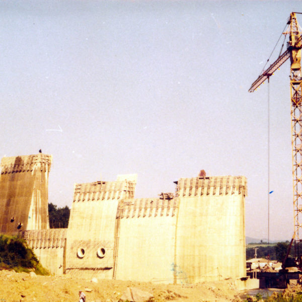 Гружа градња