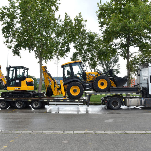 Два нова багера